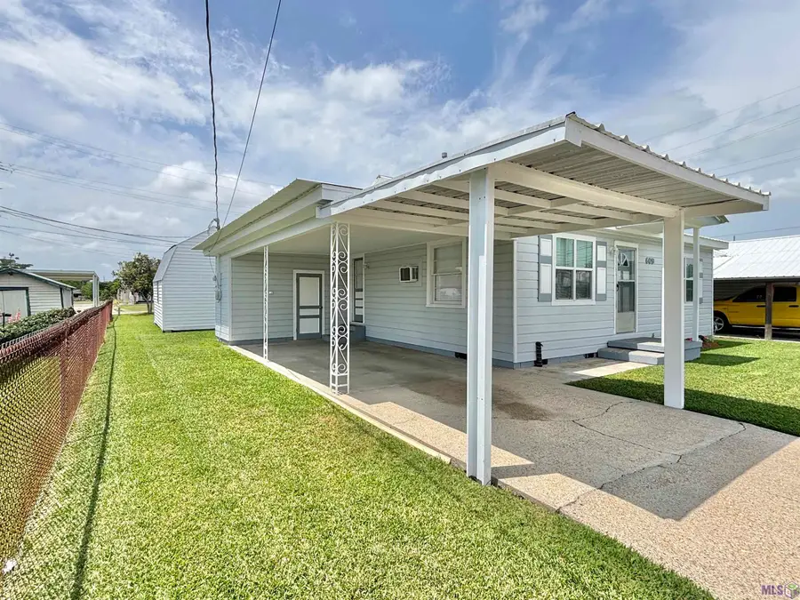 609 Peach St, Houma, LA 70363 - #3