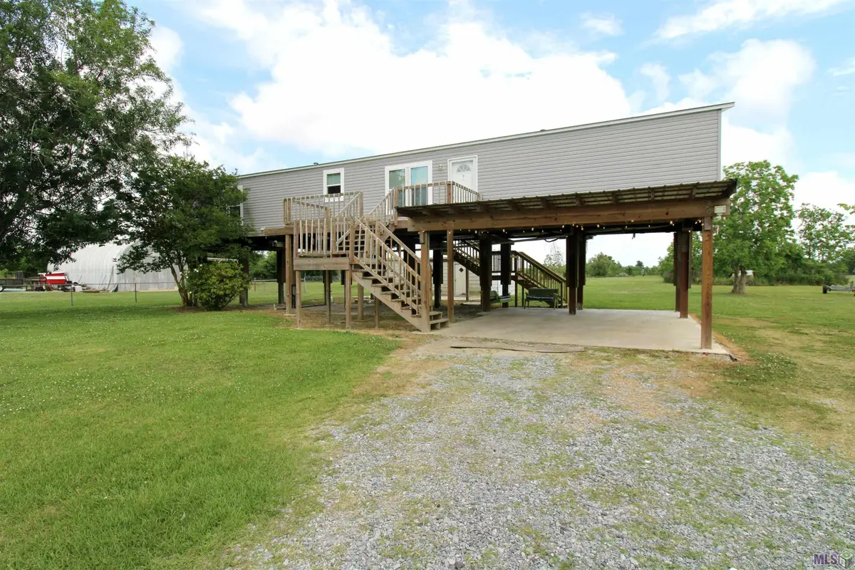 4955 Bayouside Dr, Chauvin, LA 70344 - #1