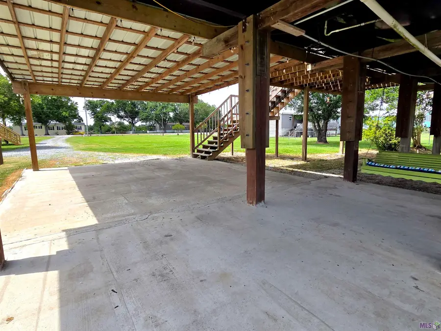 4955 Bayouside Dr, Chauvin, LA 70344 - #2