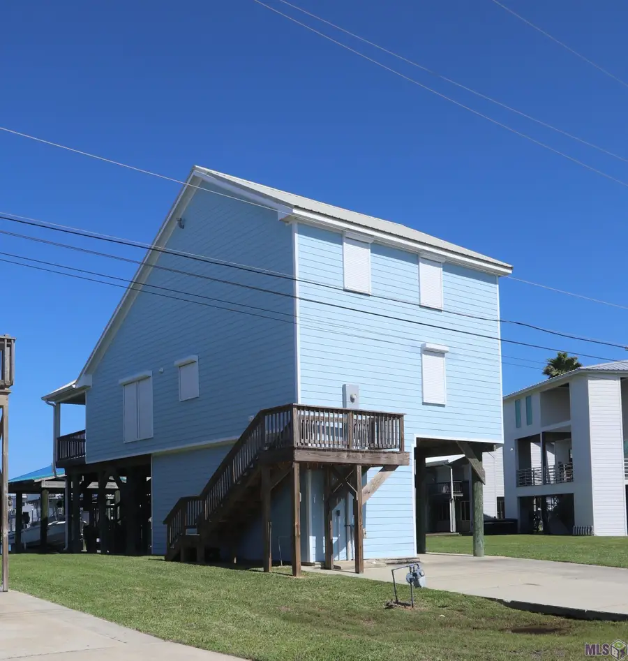 379 Admiral Craik Dr, Grand Isle, LA 70358 - #2
