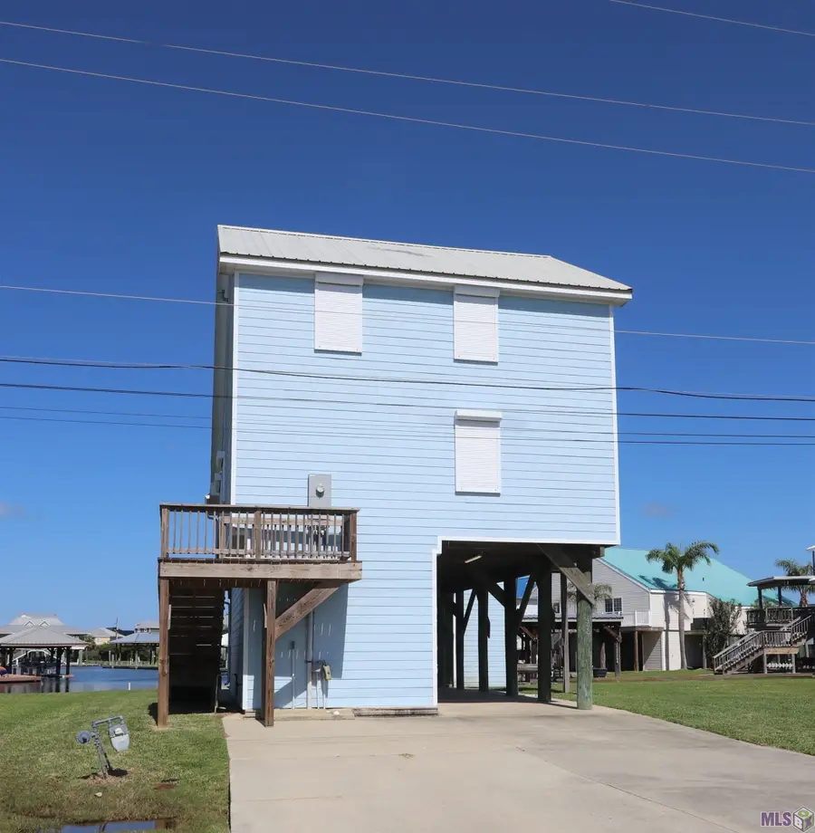 379 Admiral Craik Dr, Grand Isle, LA 70358 - #3