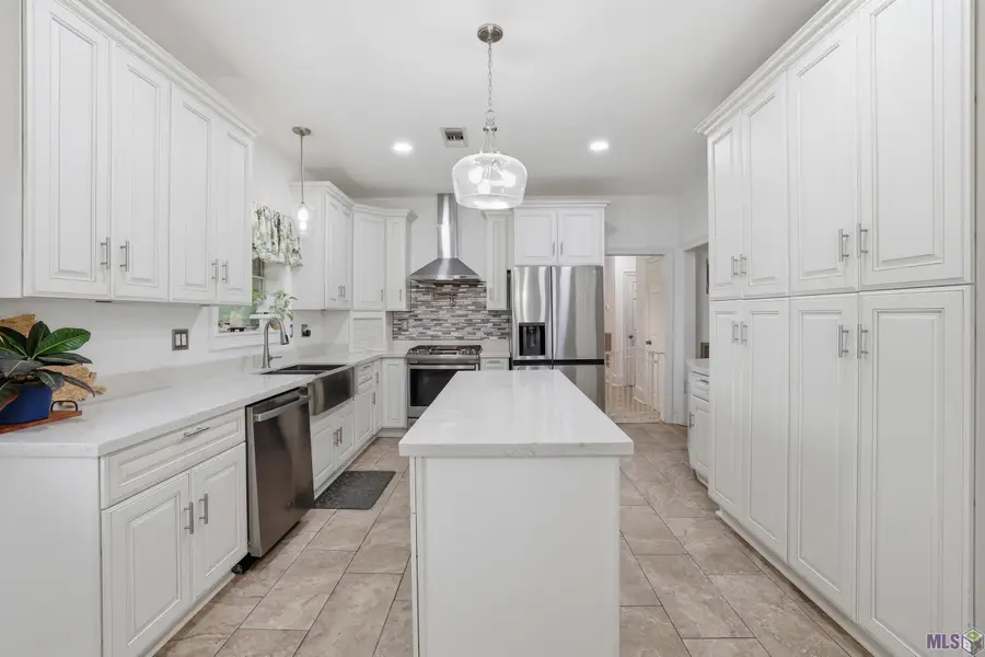 128 East 43rd Place, Cut Off, LA 70345 - #3