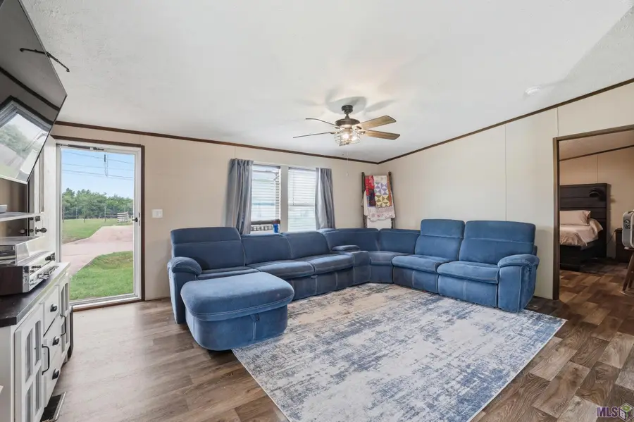 515 Blakefield Dr, Schriever, LA 70395 - #2