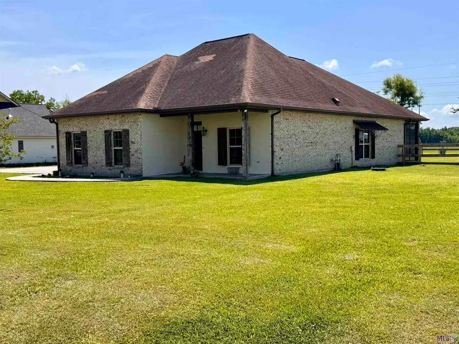 1363 Old Spanish Trail, Berwick, LA 70342 - #3