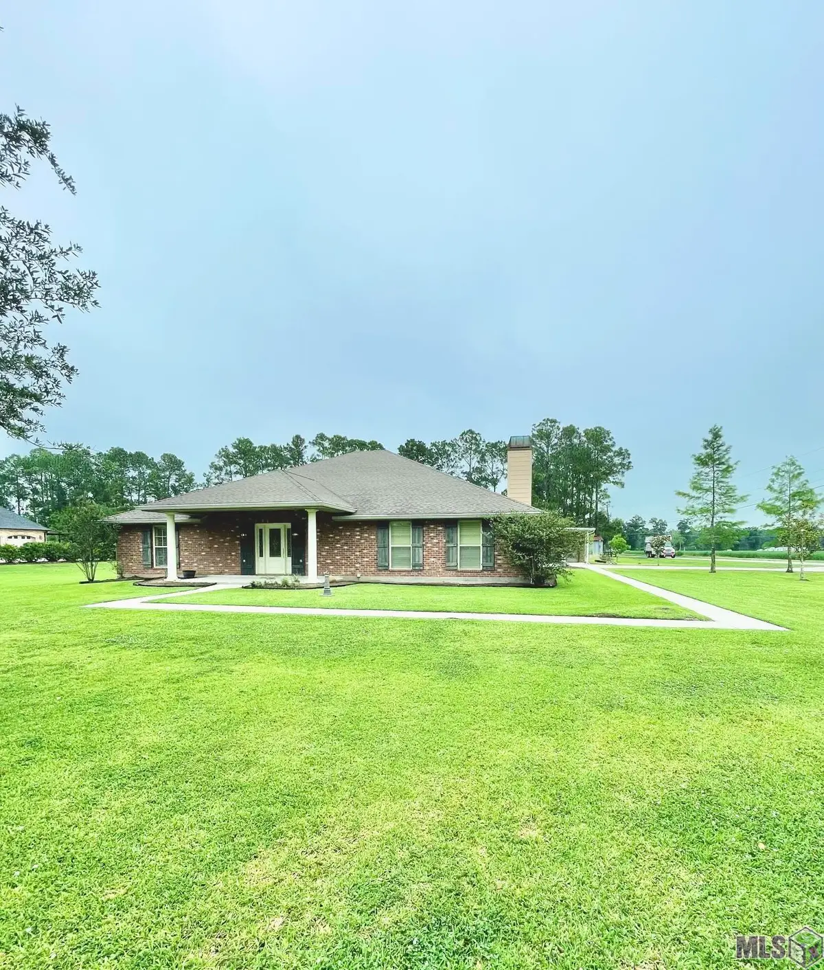 281 Norwood Dr, Schriever, LA 70395 - #1