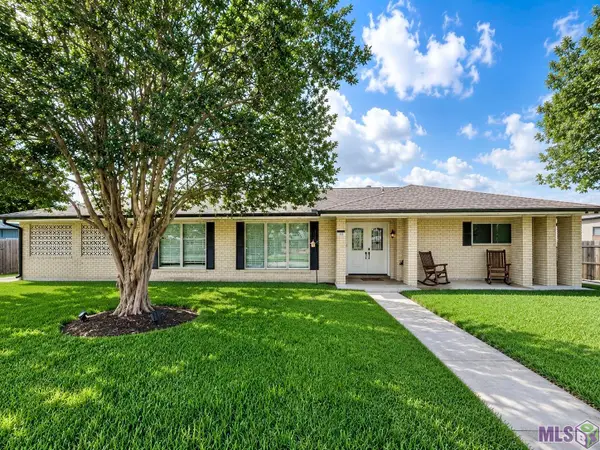 102 Highland Dr, Houma, LA 70360