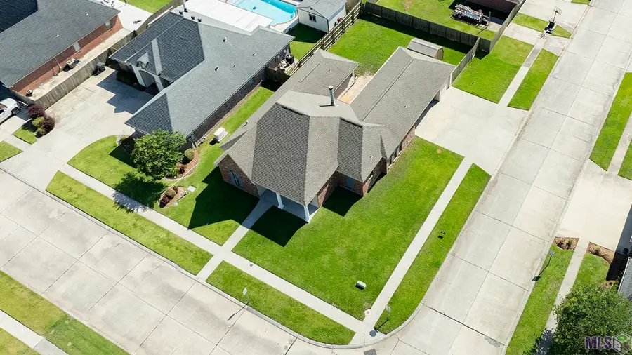 173 Camille Dr, Houma, LA 70360 - #3