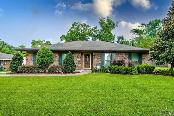 251 Lake Crescent Circle, Houma, LA 70359