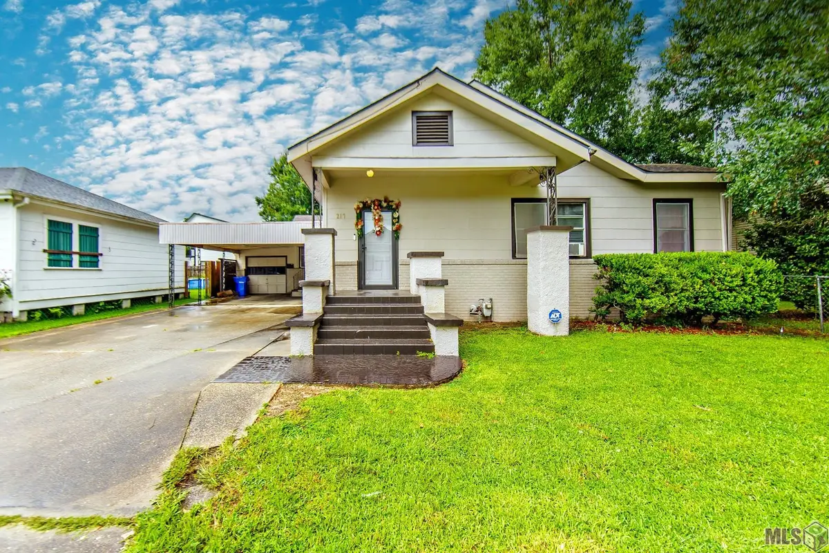 217 E 11th St, Thibodaux, LA 70301 - #1