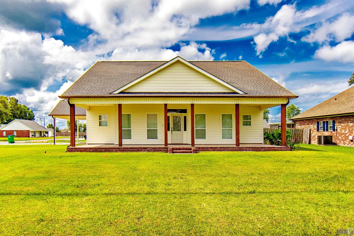 144 Seraphin Dr, Napoleonville, LA 70390 - #1