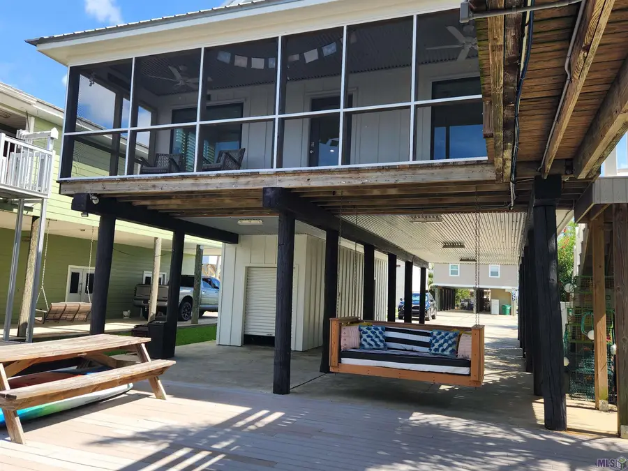1015 Bourg St, Golden Meadow, LA 70357 - #3