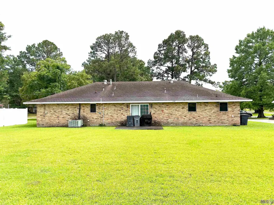 9181 W Darryl Pkwy, Baton Rouge, LA 70815 - #3