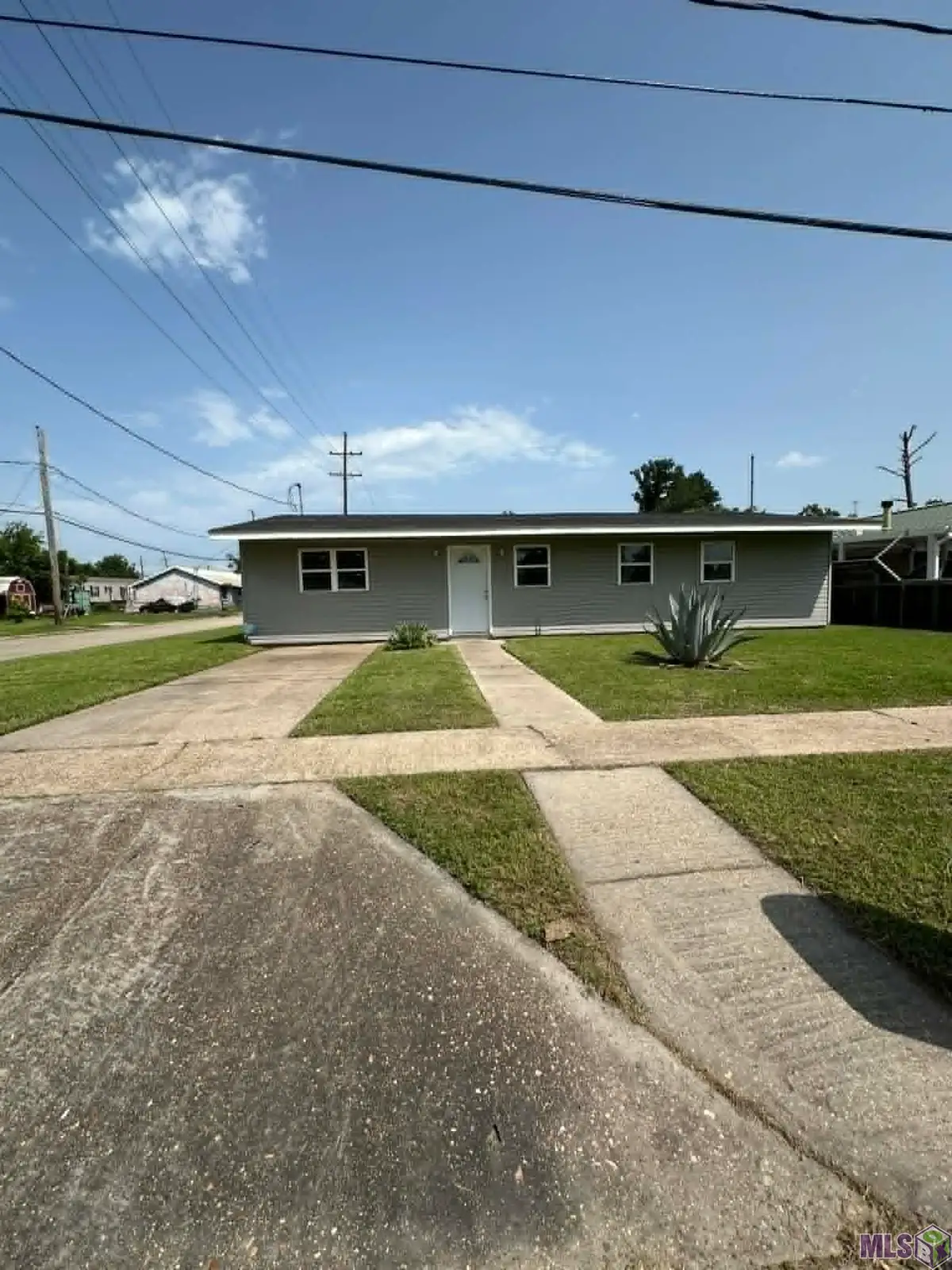 205 Allen, Houma, LA 70363 - #1