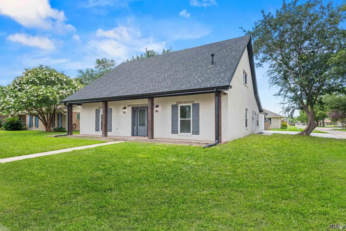 200 Raywood Dr, Houma, LA 70360 - #1
