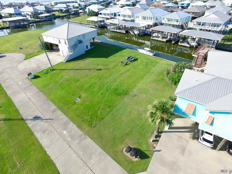 2004 Sarah Ln, Grand Isle, LA 70358 - #3