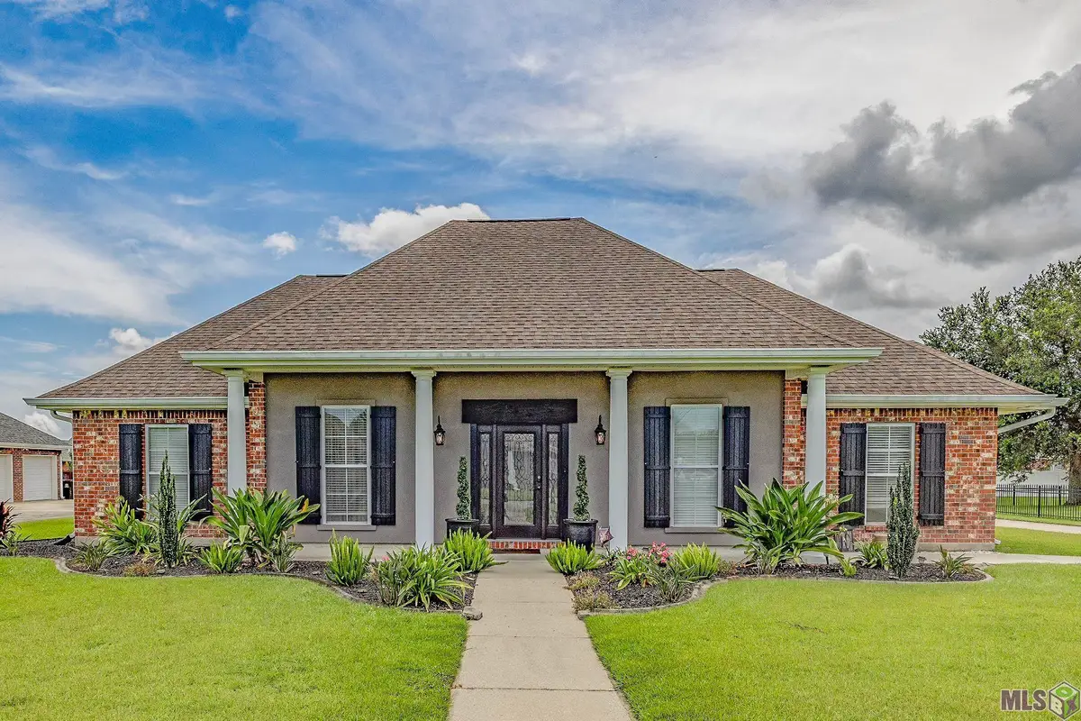 181 Lake Mechant Court, Houma, LA 70360 - #1