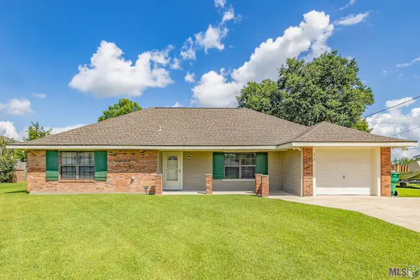 310 Thoroughbred Park Dr, Thibodaux, LA 70301