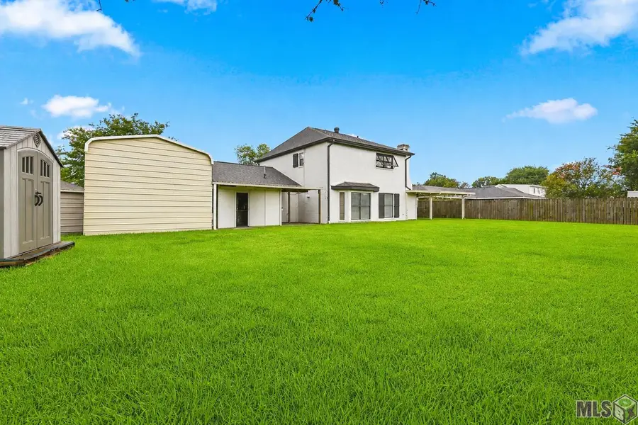204 Midland Dr, Houma, LA 70360 - #3