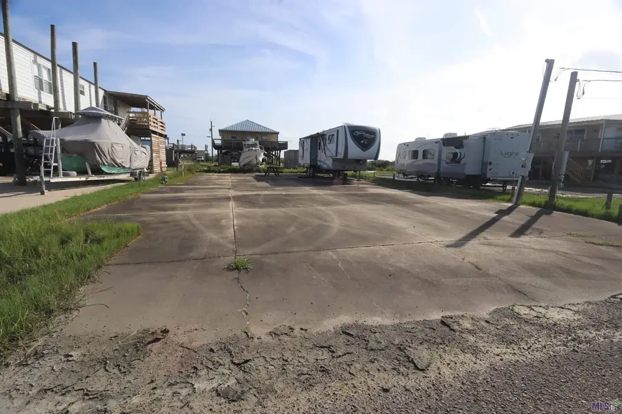 197 Catherine Lane, Grand Isle, LA 70358 - #3