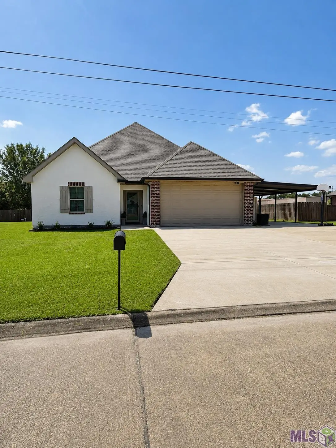153 Belle Isle Dr, Thibodaux, LA 70301 - #1