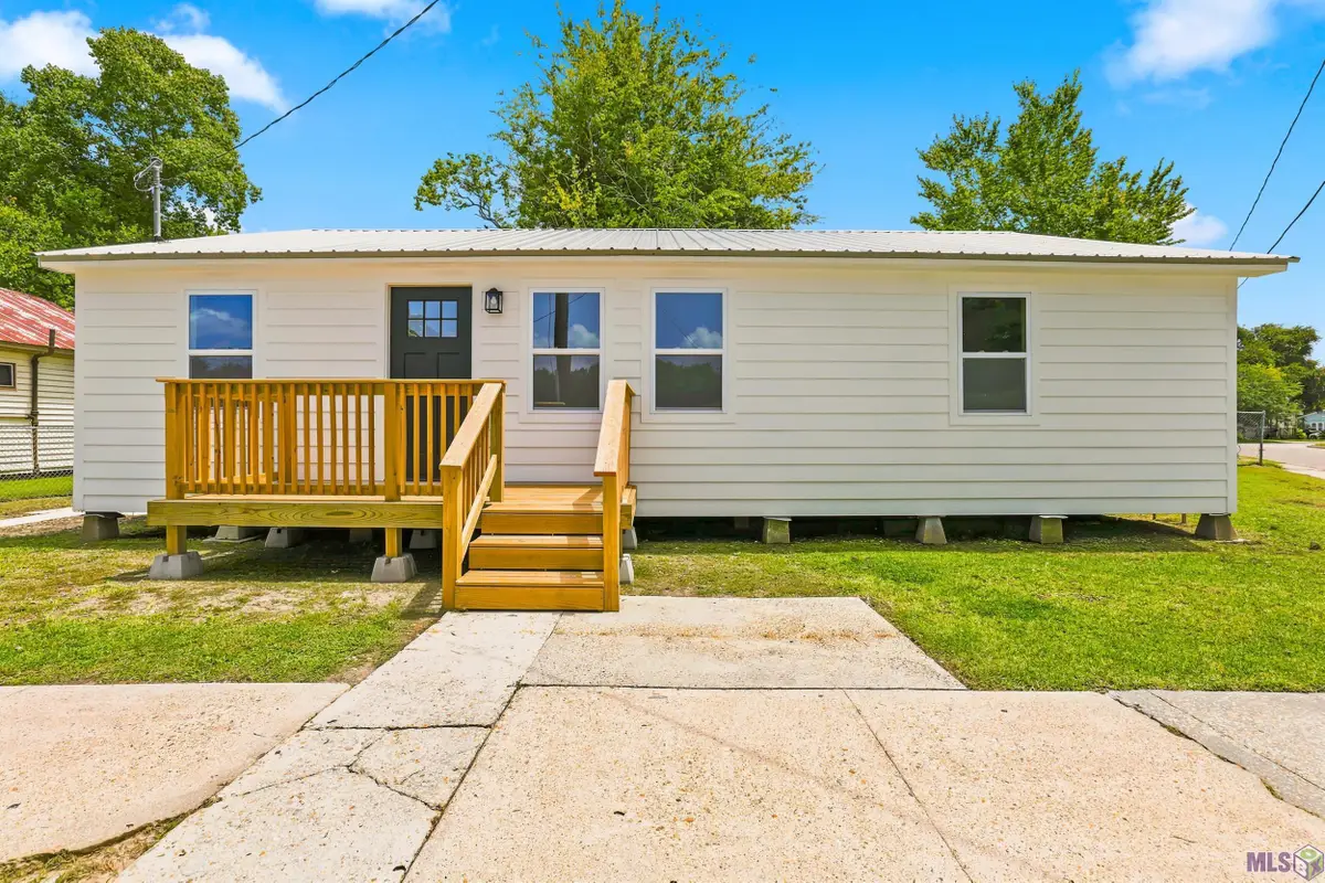 210 Leona Street, Morgan City, LA 70380 - #1
