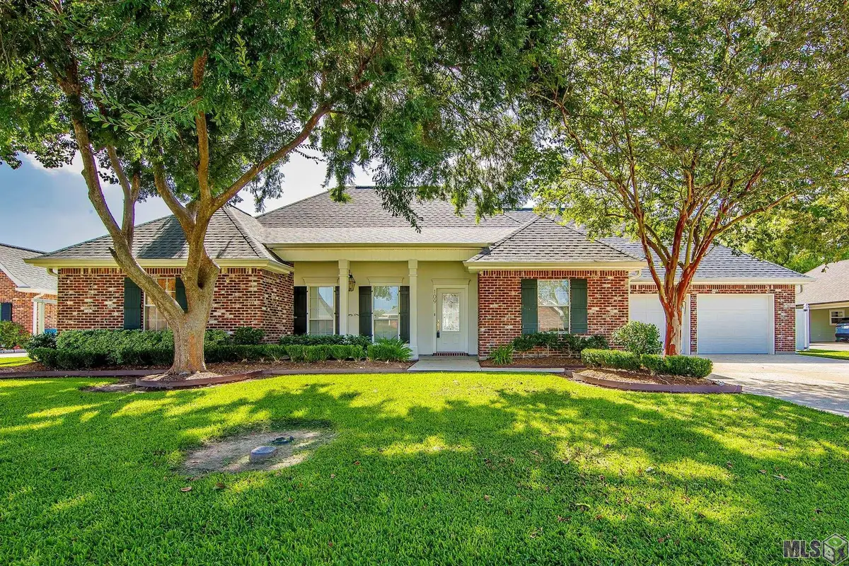 109 Webre Dr, Thibodaux, LA 70301 - #1