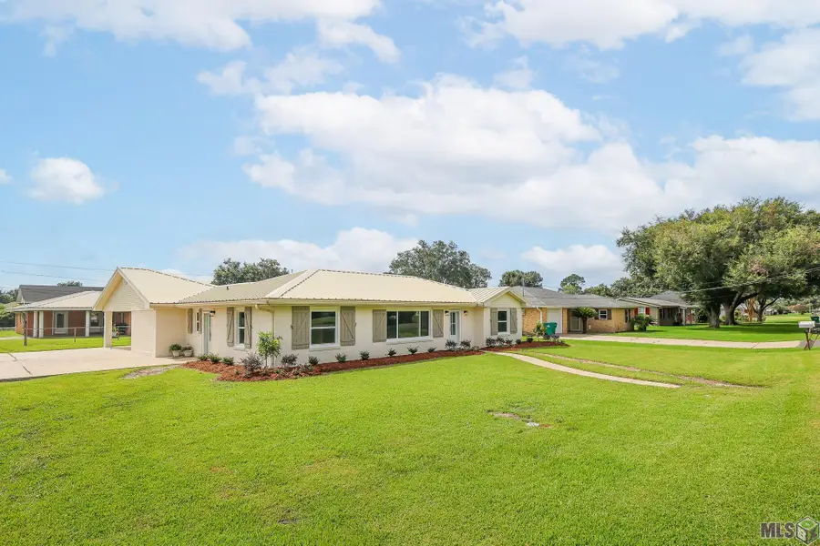 301 Julia St, Thibodaux, LA 70301 - #2