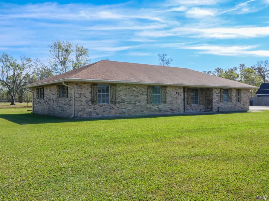 111 Swamp Dr, Bourg, LA 70343 - #3