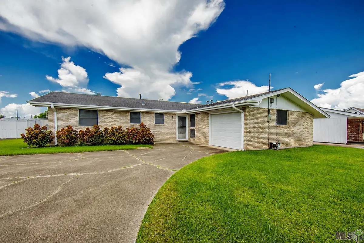 103 Harding Dr, Houma, LA 70364 - #1