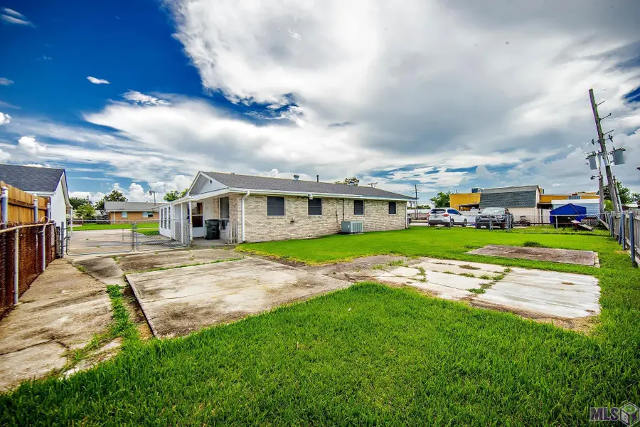 103 Harding Dr, Houma, LA 70364 - #2