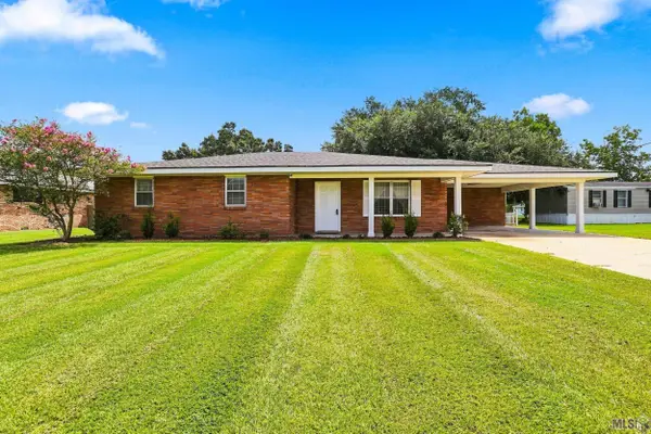 23081 S Rosary Street, Vacherie, LA 70090