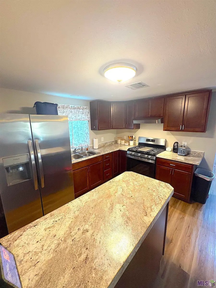 128 West 1st Street, Larose, LA 70373 - #2
