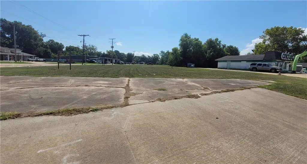 519 E Tunica Drive, Marksville, LA 71351 - Image #1