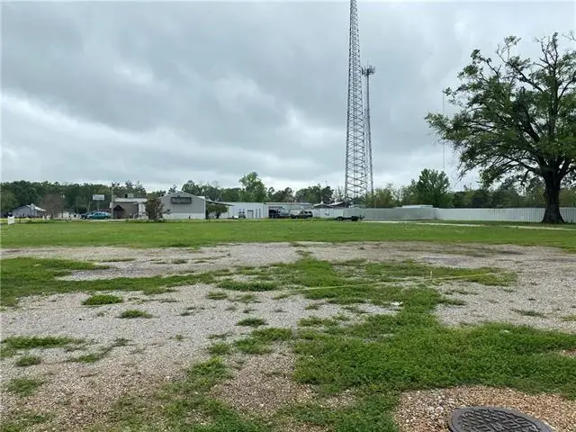 421 Tunica Drive, Marksville, LA 71351 - Image #2