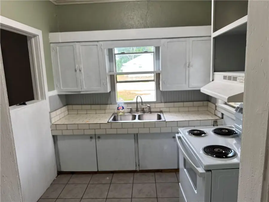 77 Texas Avenue, Alexandria, LA 71301 - Image #2