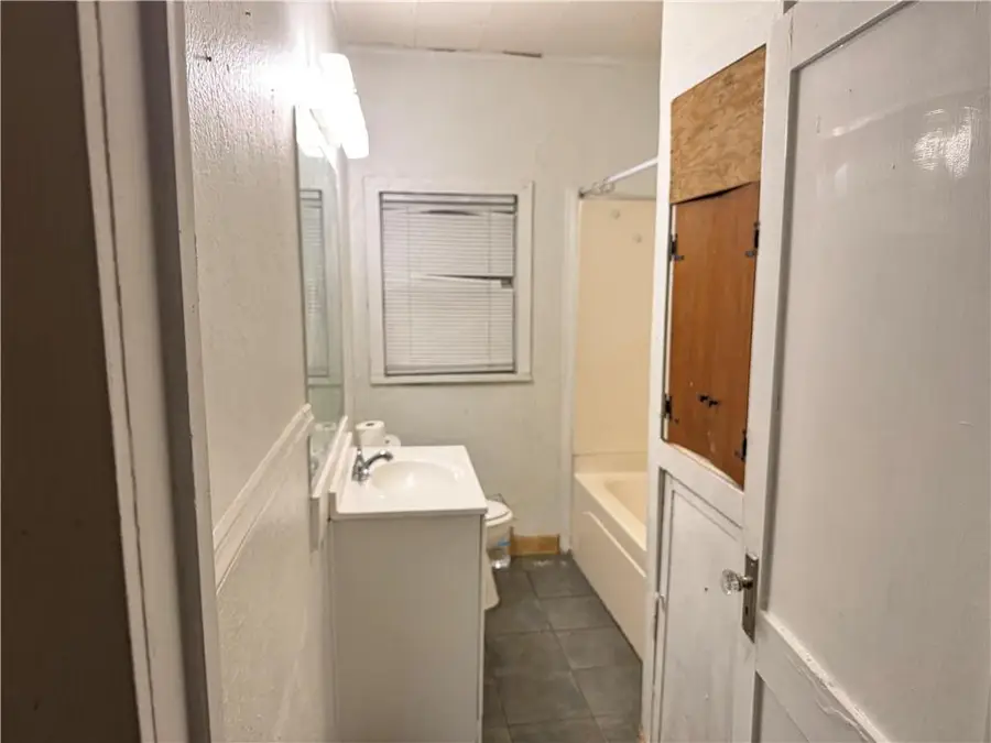 77 Texas Avenue, Alexandria, LA 71301 - Image #3