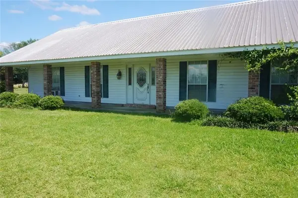1154 Ti Adam Guidry Road, Arnaudville, LA 70512