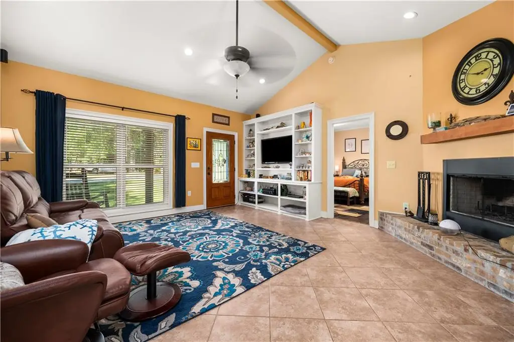 26 Dillard Road, Pineville, LA 71360 - Image #1