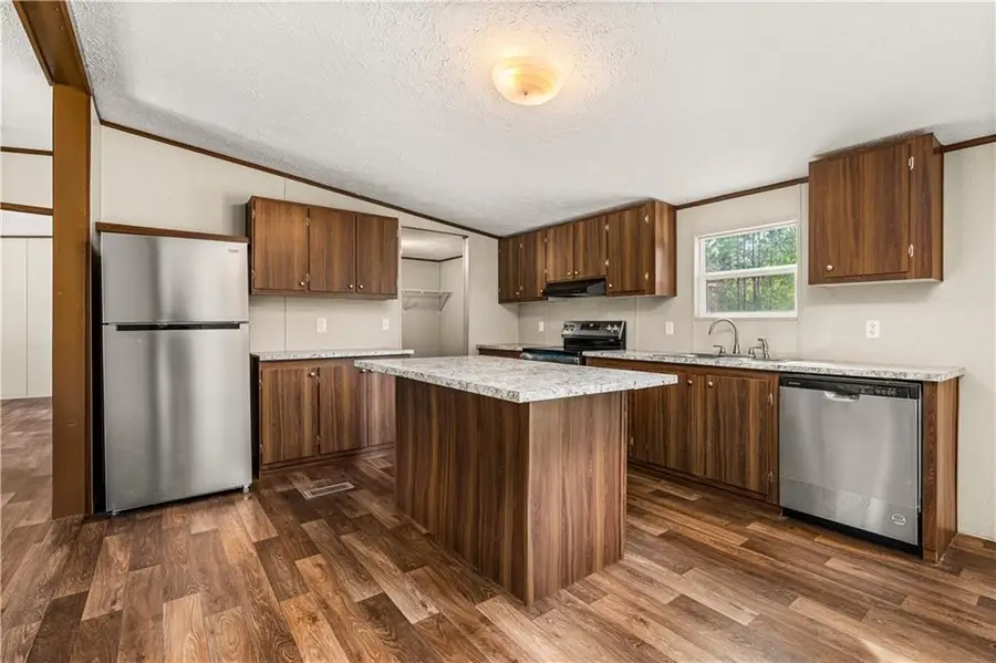 563 Mercer Road, Pineville, LA 71360 - Image #2