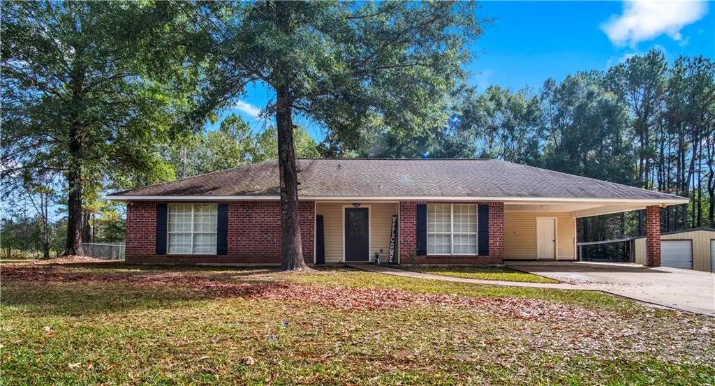 978 Lake Road Road, Dry Prong, LA 71423 - Image #1