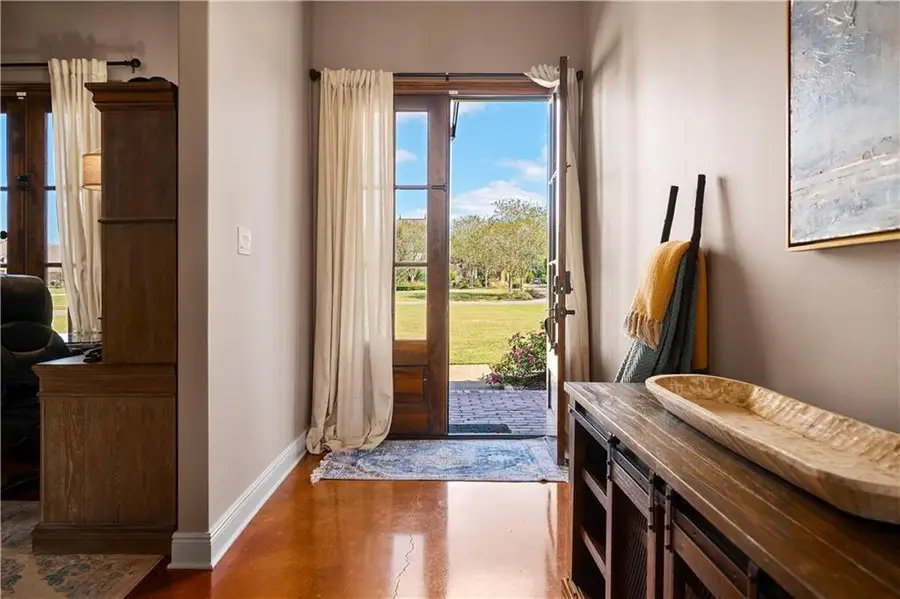 123 Columns Drive, Alexandria, LA 71303 - Image #3