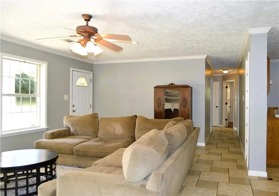 134 Carl Circle, Pineville, LA 71360 - Image #3