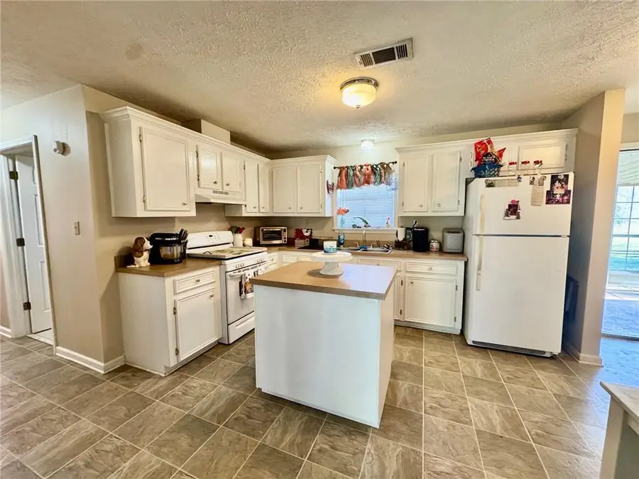 134 Dupuis Road, Jonesville, LA 71343 - Image #3