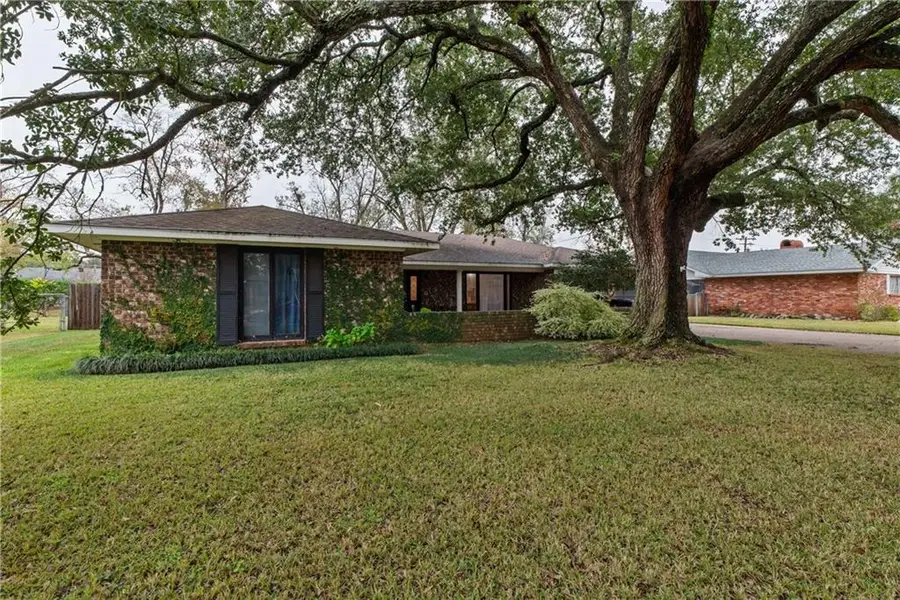 1215 Canterbury Drive, Alexandria, LA 71303 - Image #2