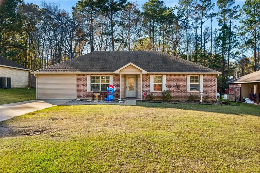 235 Elaine Road, Dry Prong, LA 71423 - Image #1