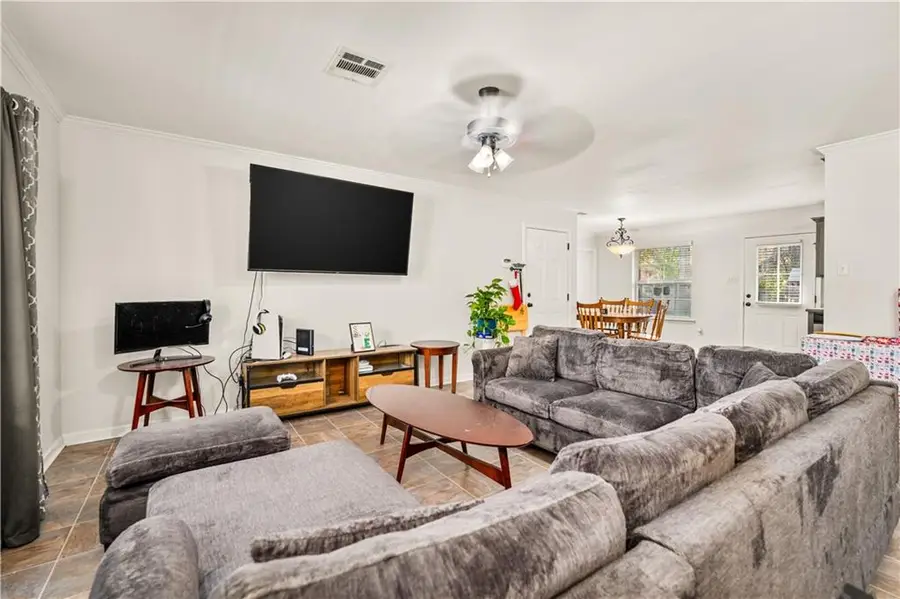 235 Elaine Road, Dry Prong, LA 71423 - Image #3