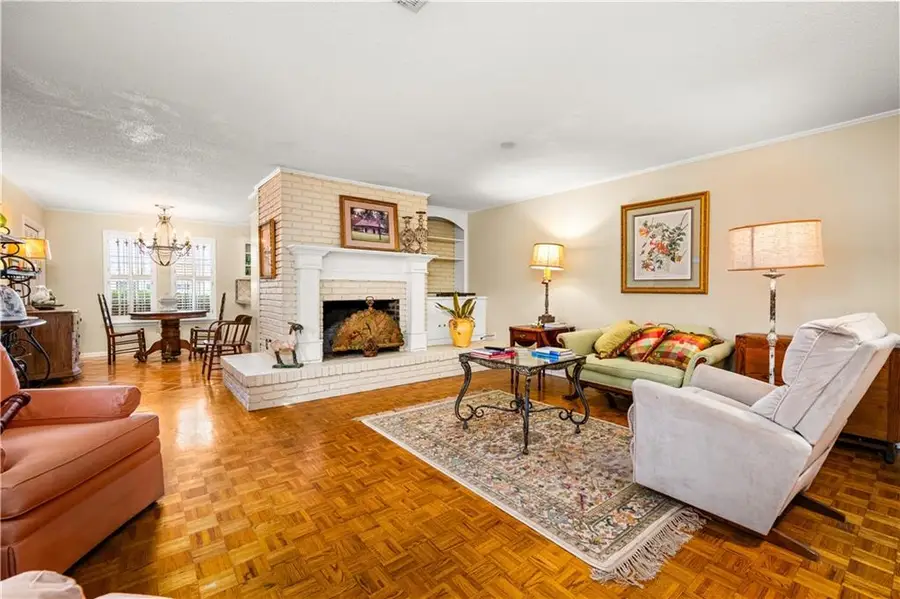 202 Sweet Briar Drive, Alexandria, LA 71303 - #3