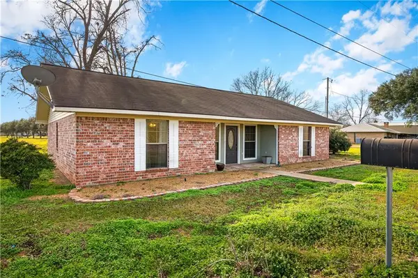 5074 Highway 452, Marksville, LA 71351