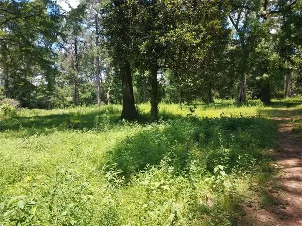 4354 Rigolette Road, Pineville, LA 71360