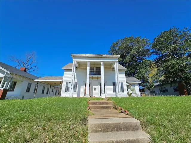 531 Main Street, Pineville, LA 71360 - #1